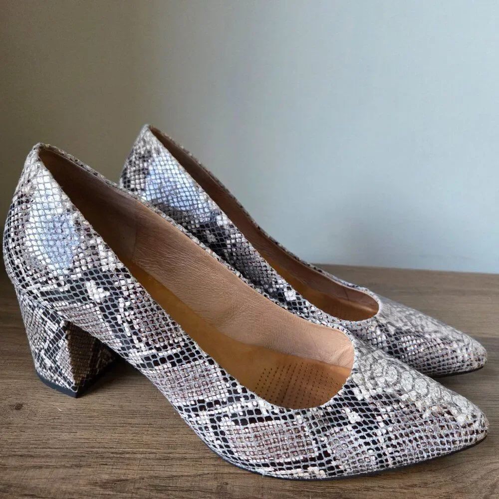 EUC CORSO COMO GENUINE LEATHER UPPER SNAKESKIN POINTY HEELS SHOES SIZE 9M